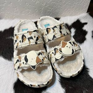 CROCS Women's Slides. Squishmallows. Faux Fur bottom.